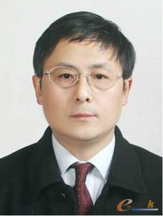 長飛光纖光纜有限公司戰(zhàn)略中心IT與持續(xù)改進部經理查玉峰