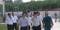 三一重能董事長(zhǎng)周福貴參觀大唐海西寶山風(fēng)電場(chǎng)