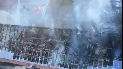 再預警 屋頂光伏又著火了 這次竟是小學屋頂！